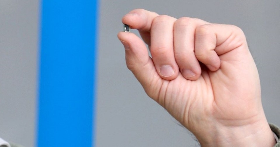 Sensor